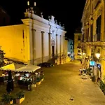Pensjonat Residenza D'artista Al Duomo2 Salerno