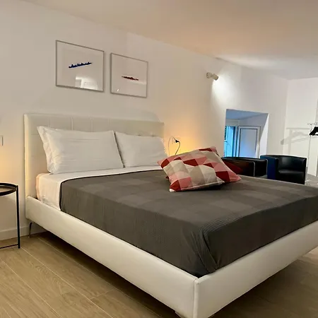 Гостевой дом Residenza D'artista Al Duomo2 Салерно
