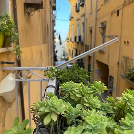Residenza D'artista Al Duomo2 3* Салерно